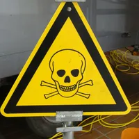 symbolfoto_gefahrgut_-_kopie.jpg